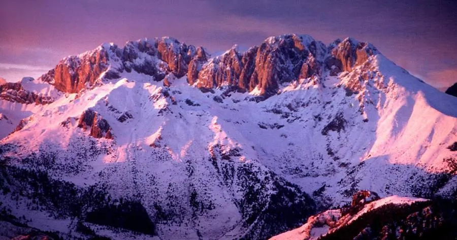 Ostello Angolo Verde Angolo Terme Albergue