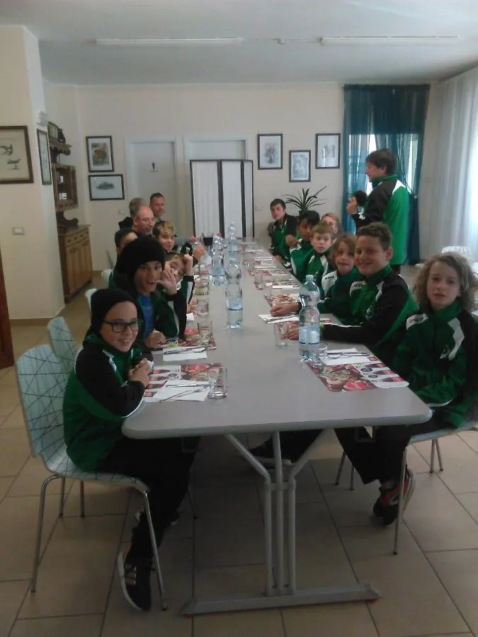 Ostello Angolo Verde Angolo Terme 0*,  Itália